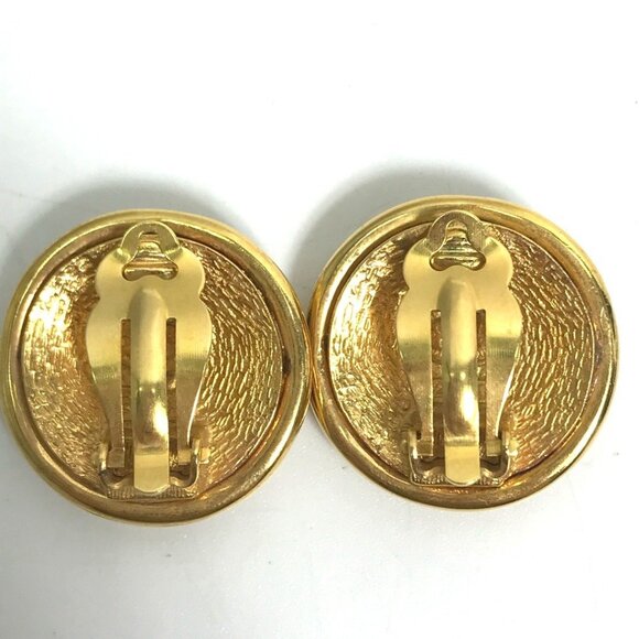 CHANEL Vintage Gold Logo Earrings - Picture 4 of 6